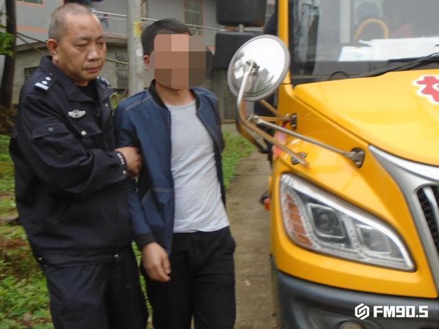 幼儿园校车塞满31人，超员60%！司机被立案侦查