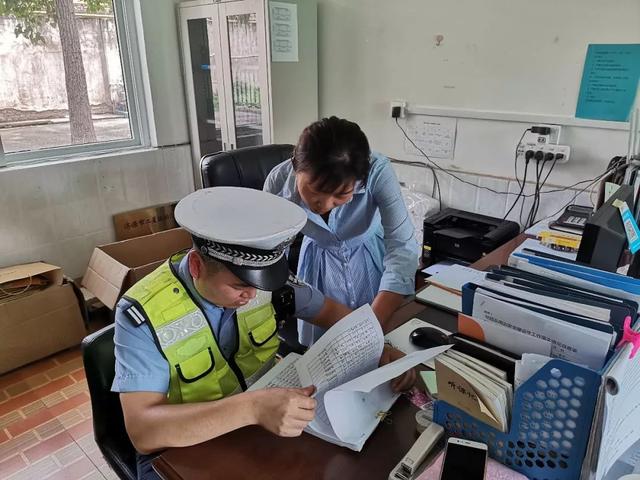 开学季！济源交警深入校园送“安全”