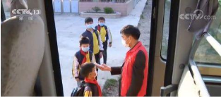 安徽天长各地陆续开学复课 98辆校车把好小学复课安全第一关